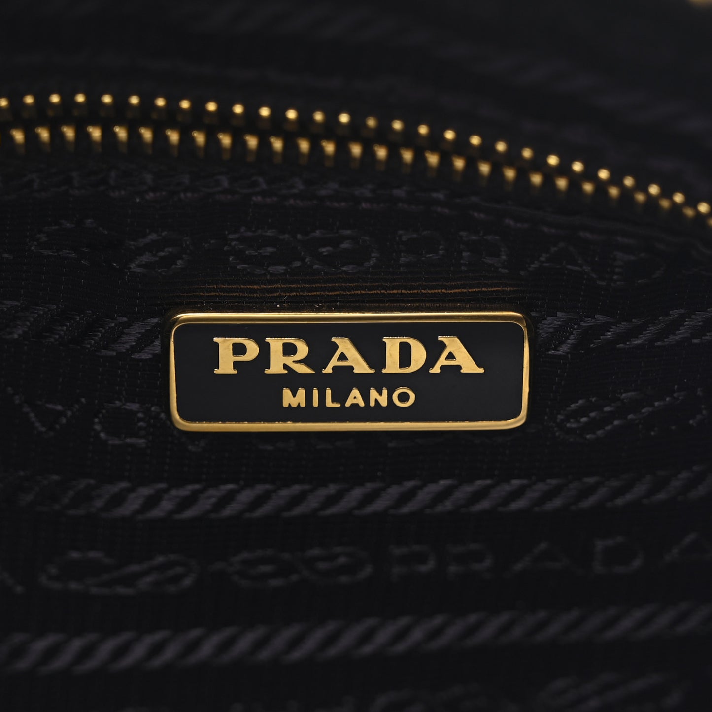 Vitello Daino Pochette Bag Viola