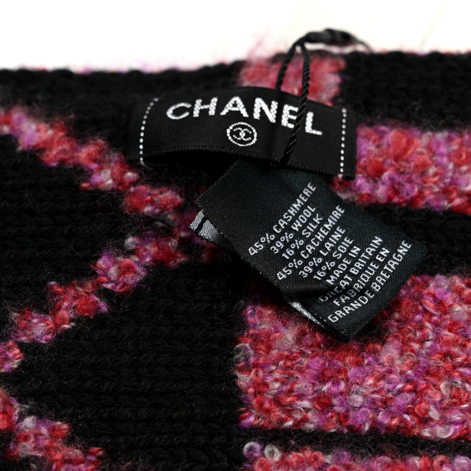 Chanel Wool Cashmere CC Scarf Dark Pink Black 4 of 4