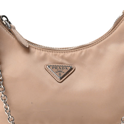 Prada Nylon Re-Edition 2005 Shoulder Bag Cammeo 7 of 10