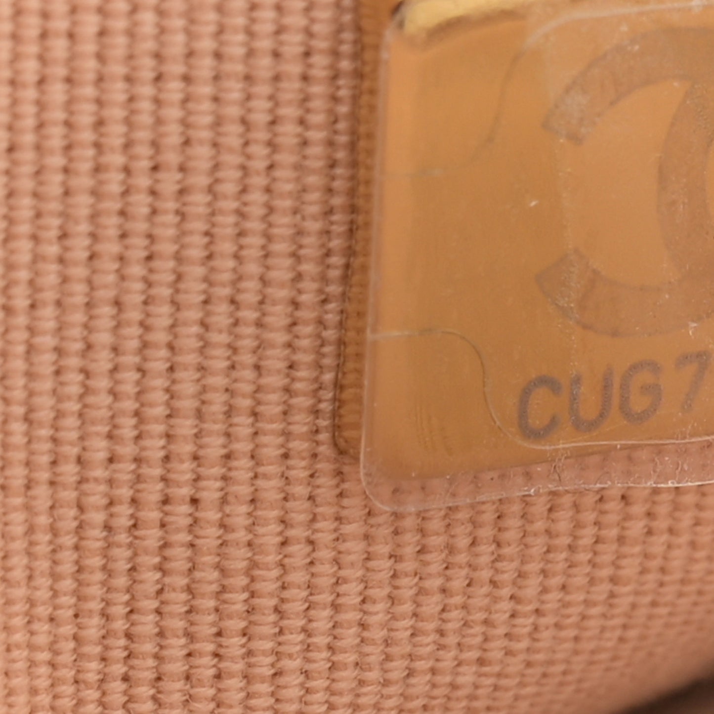 Caviar Quilted Wallet On Chain WOC Beige