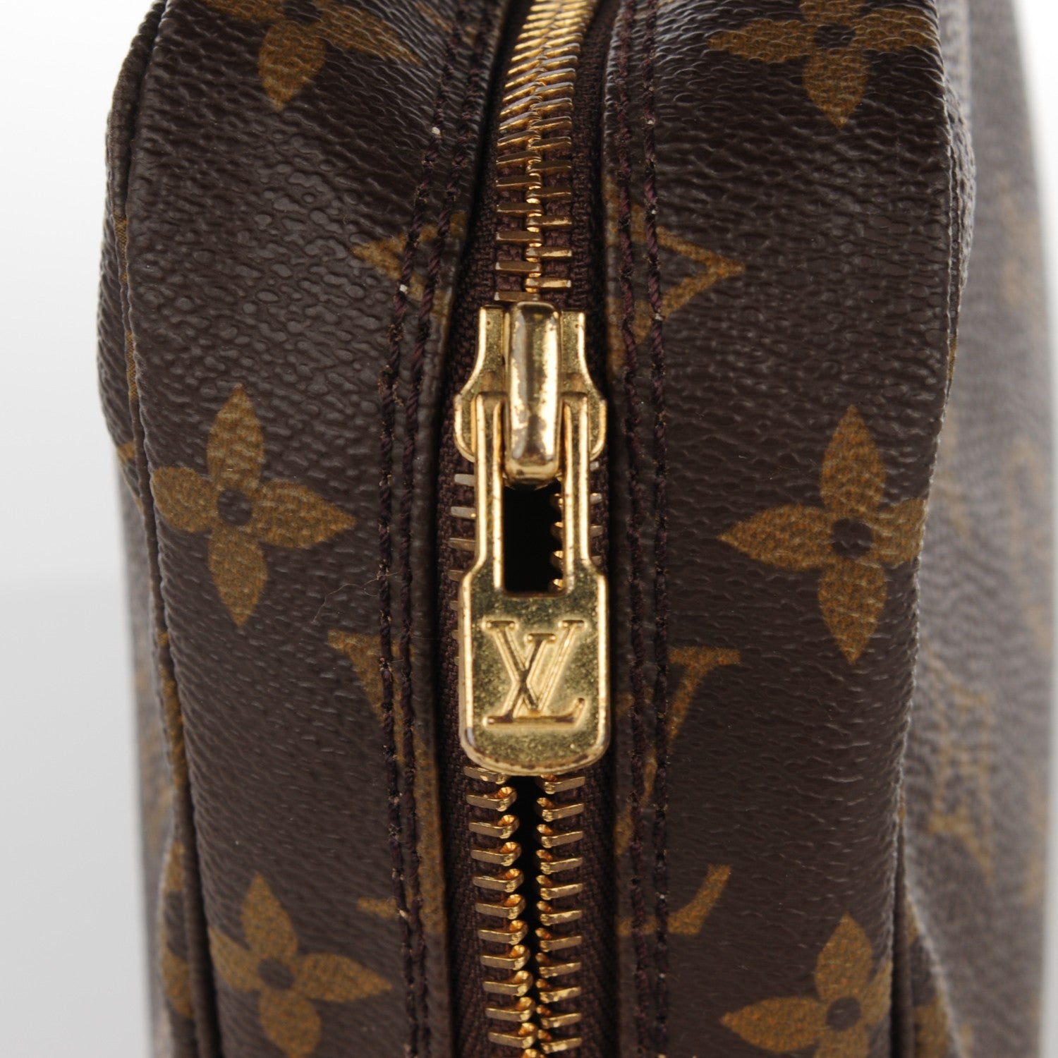Louis Vuitton Monogram Trousse Toilette 23 9 of 9