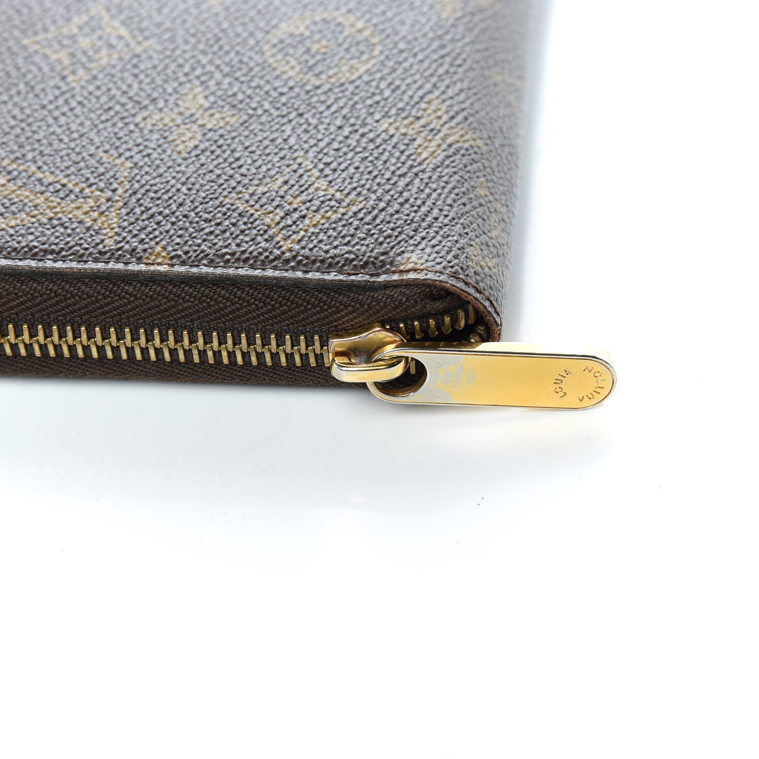 Louis Vuitton Monogram Zippy Wallet 15 of 18