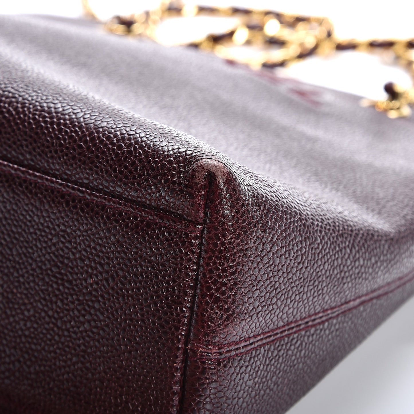 Caviar Shoulder Bag Bordeaux