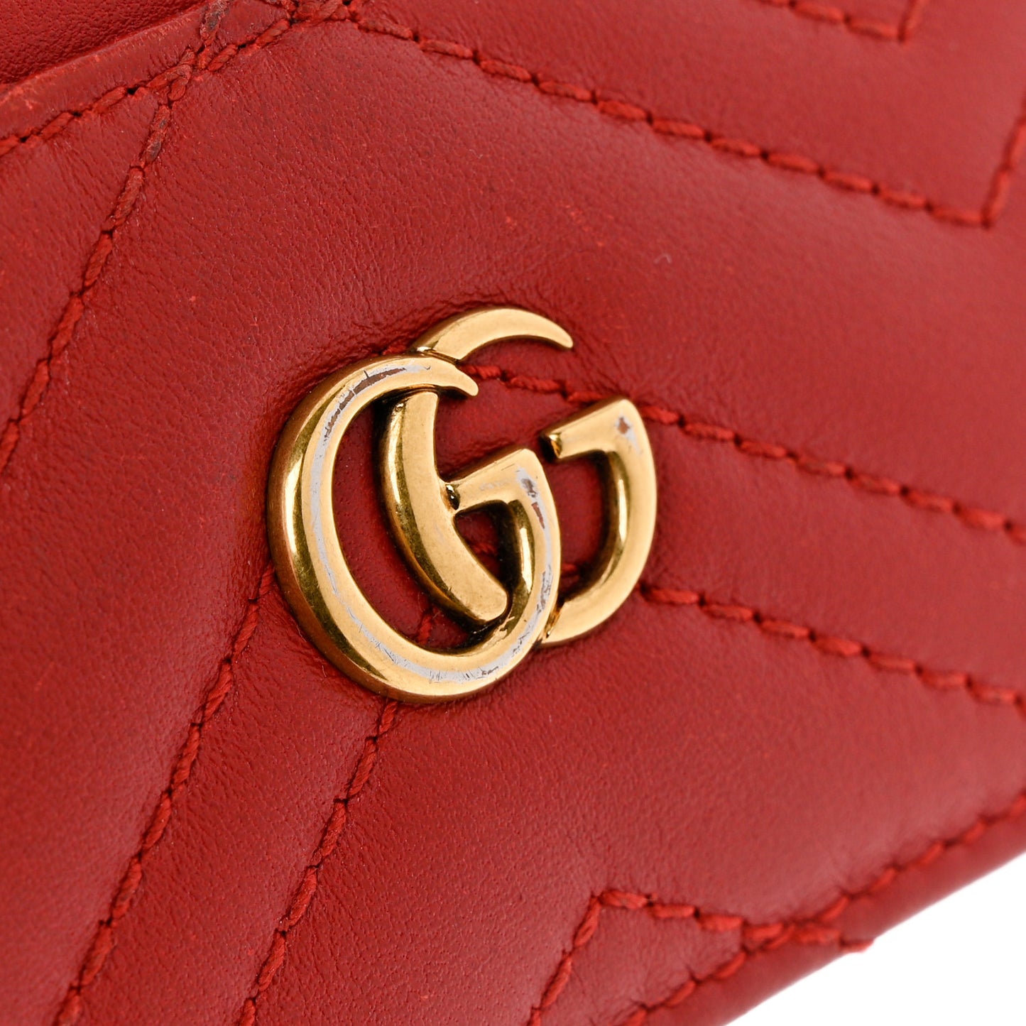 Calfskin Matelasse GG Marmont Card Holder Hibiscus Red