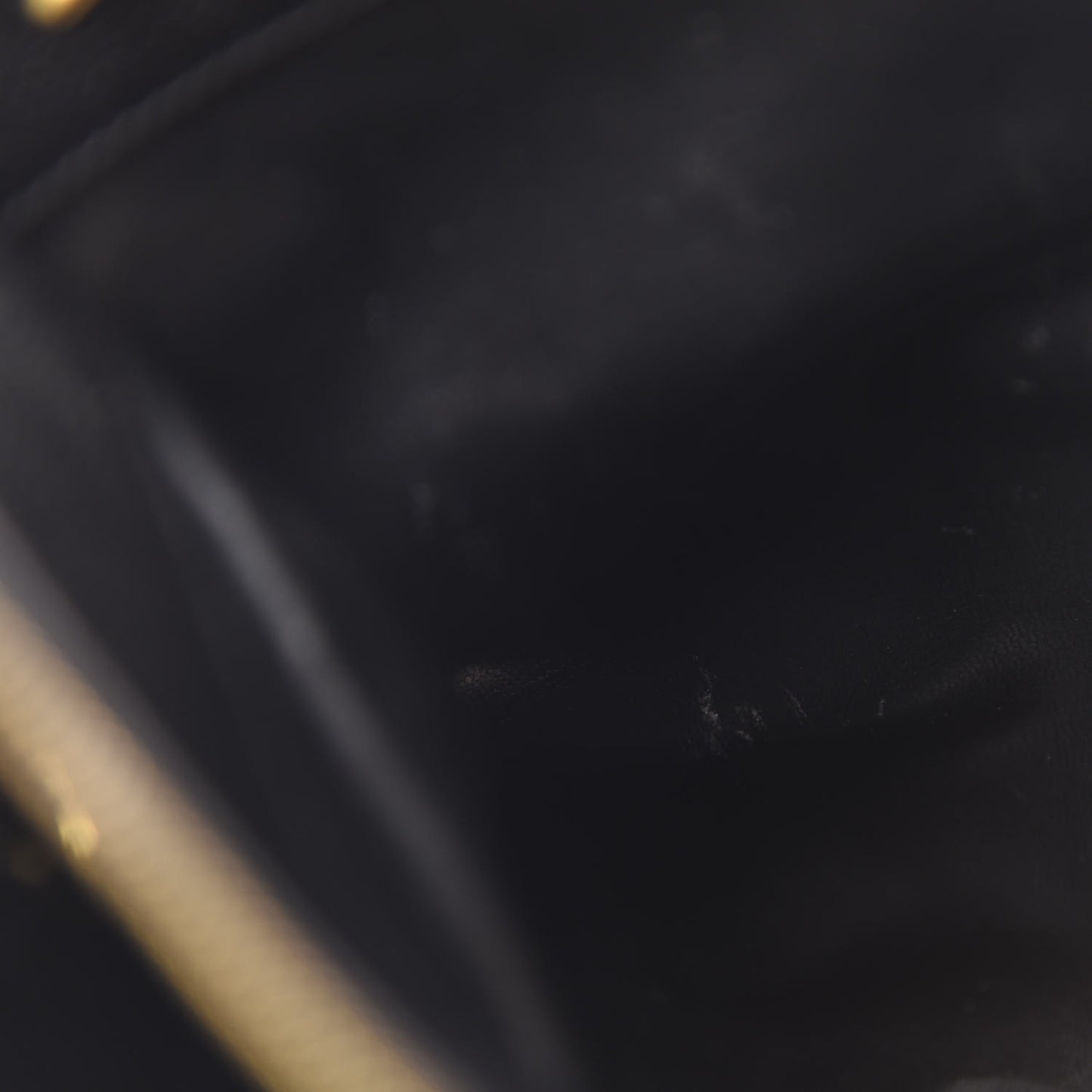 Caviar CC Shoulder Bag Black