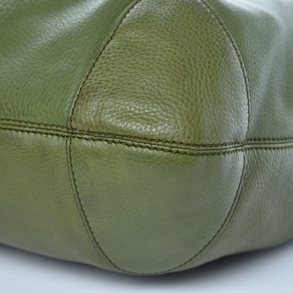 Gucci Pebbled Calfskin Medium Soho Chain Hobo Green 9 of 14