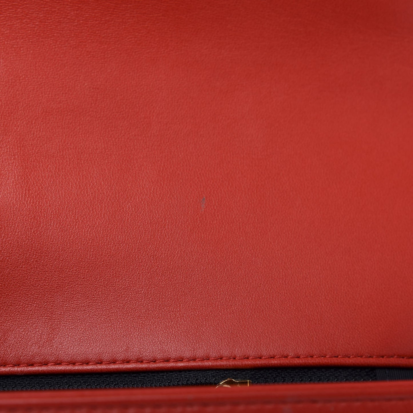 Lambskin Embossed New Medium Boy Cube Flap Red