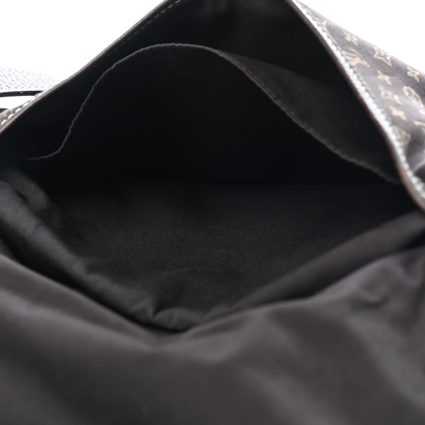 Monogram Mini Lin Saumur Ebene
