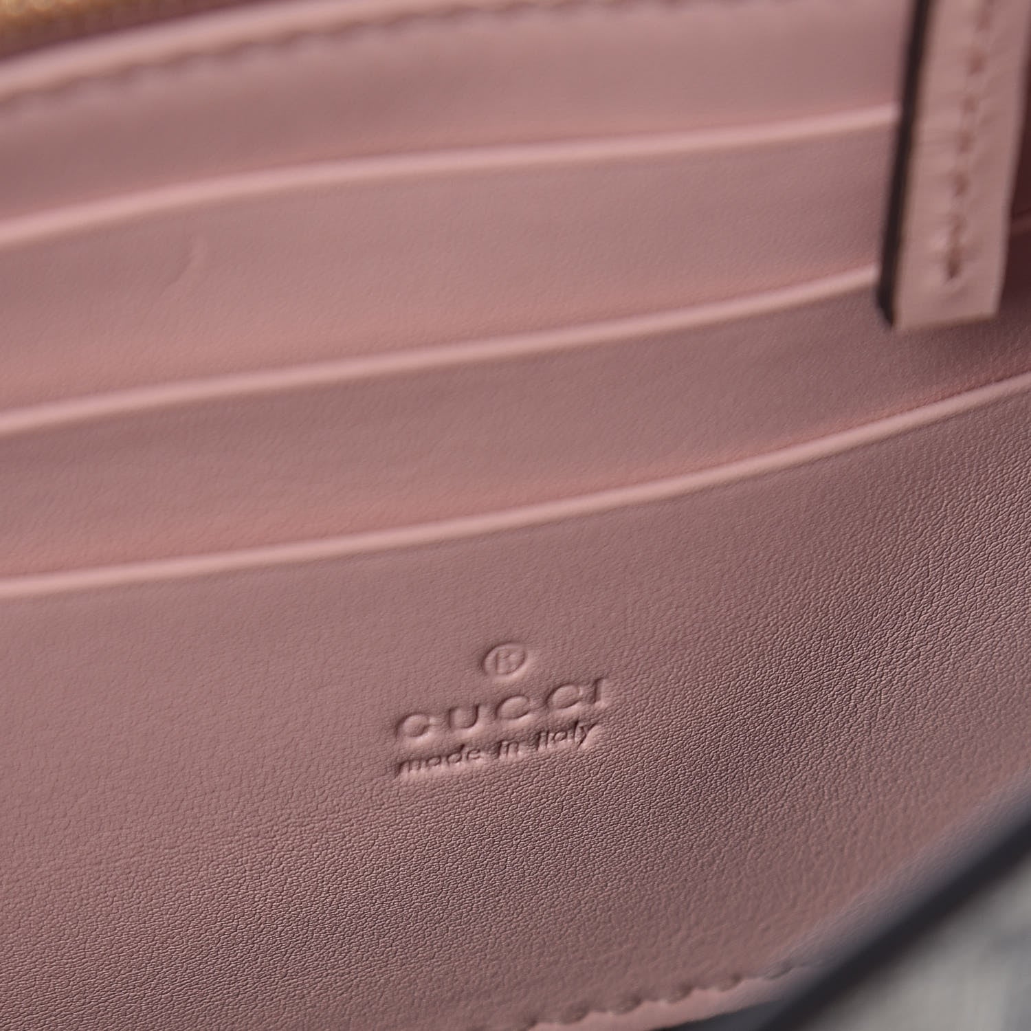 Gucci GG Supreme Monogram Calfskin Padlock Clutch Beige Perfect Pink 6 of 9