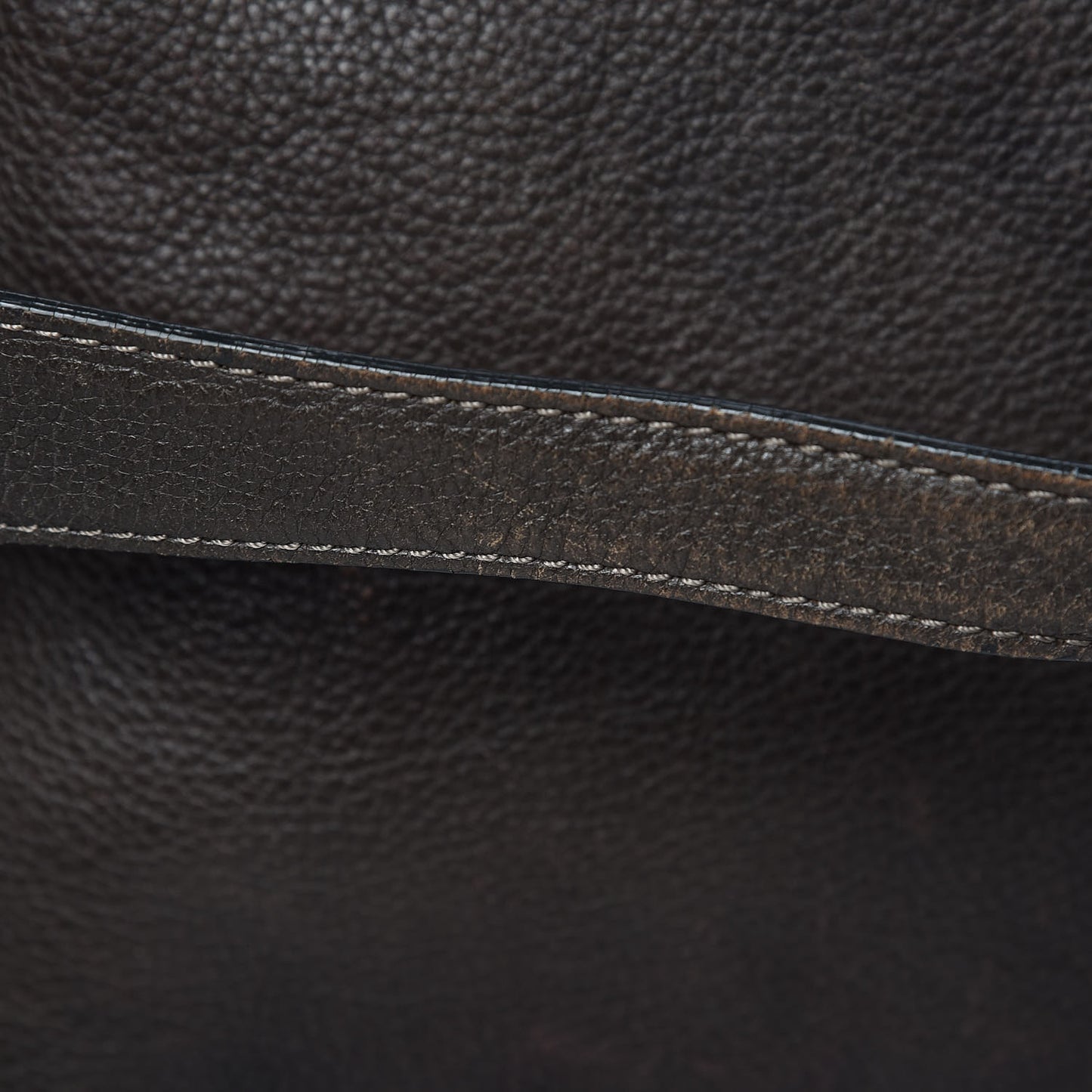 Calfskin Large Paraty Rock