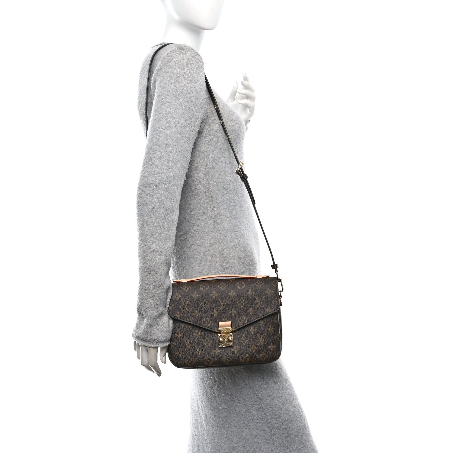 Louis Vuitton Monogram Pochette Metis 2 of 10