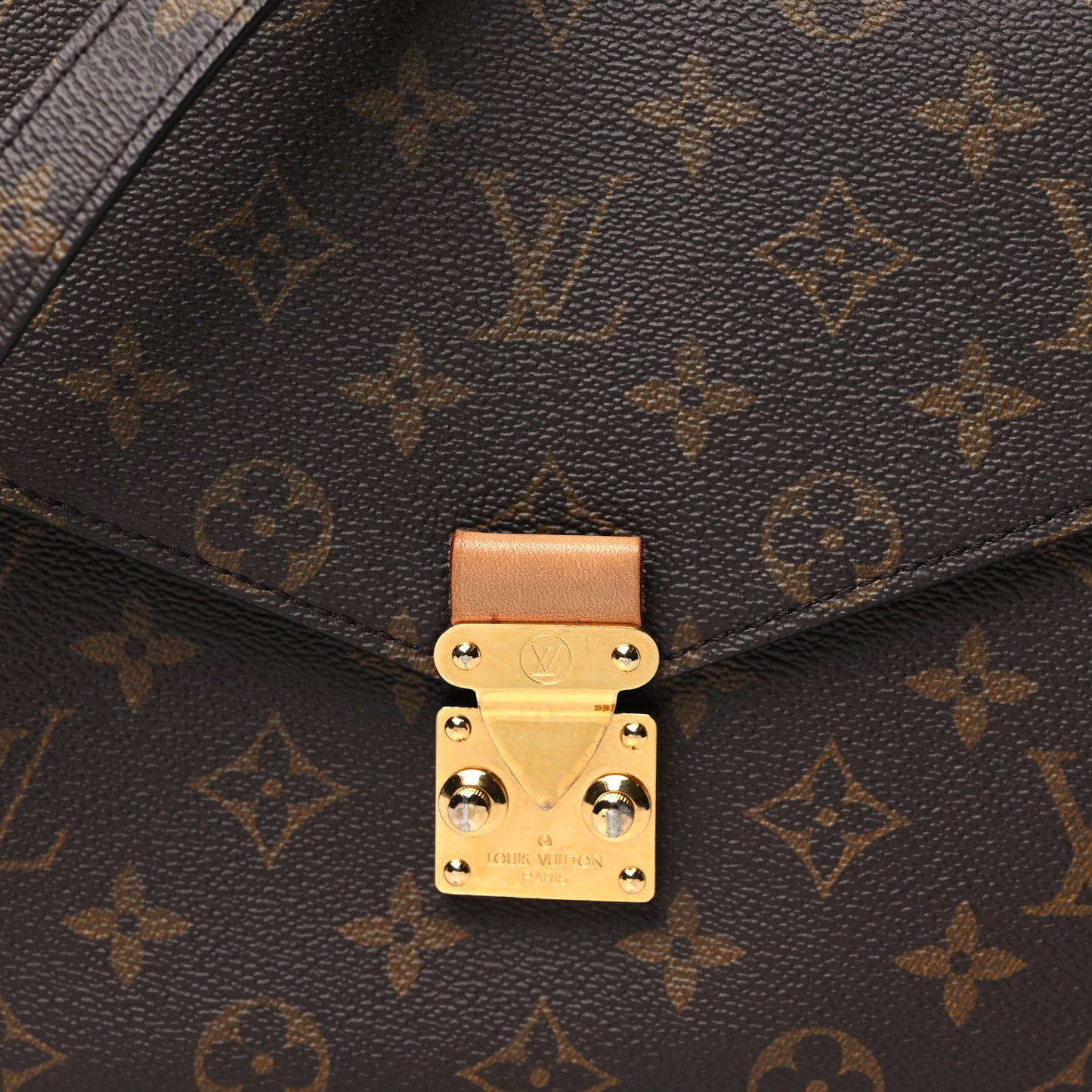 Monogram Pochette Metis