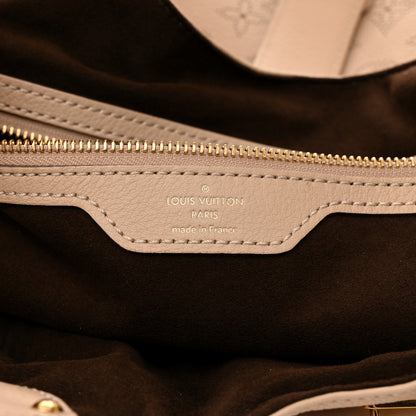 Louis Vuitton Mahina L Coquille 6 of 10