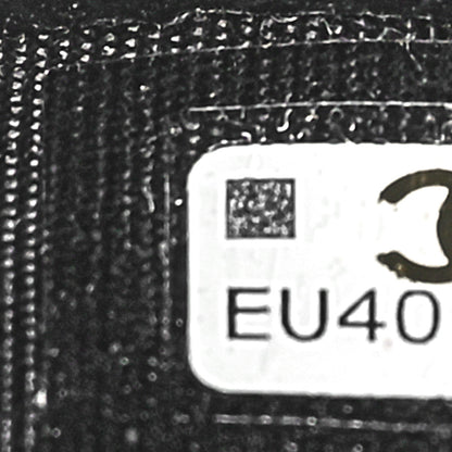 Chanel Caviar Quilted Card Holder Black 7 of 9