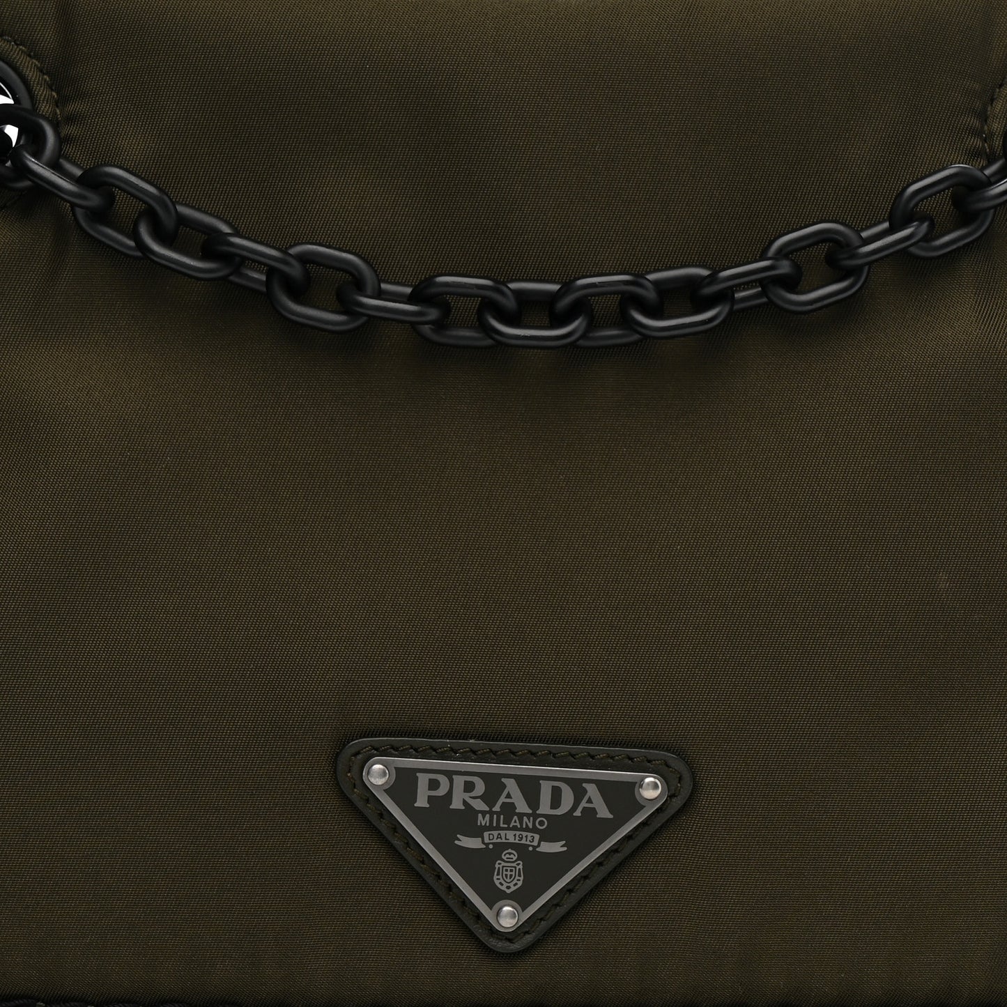 Nylon Tessuto Chain Shoulder Bag Mimetico