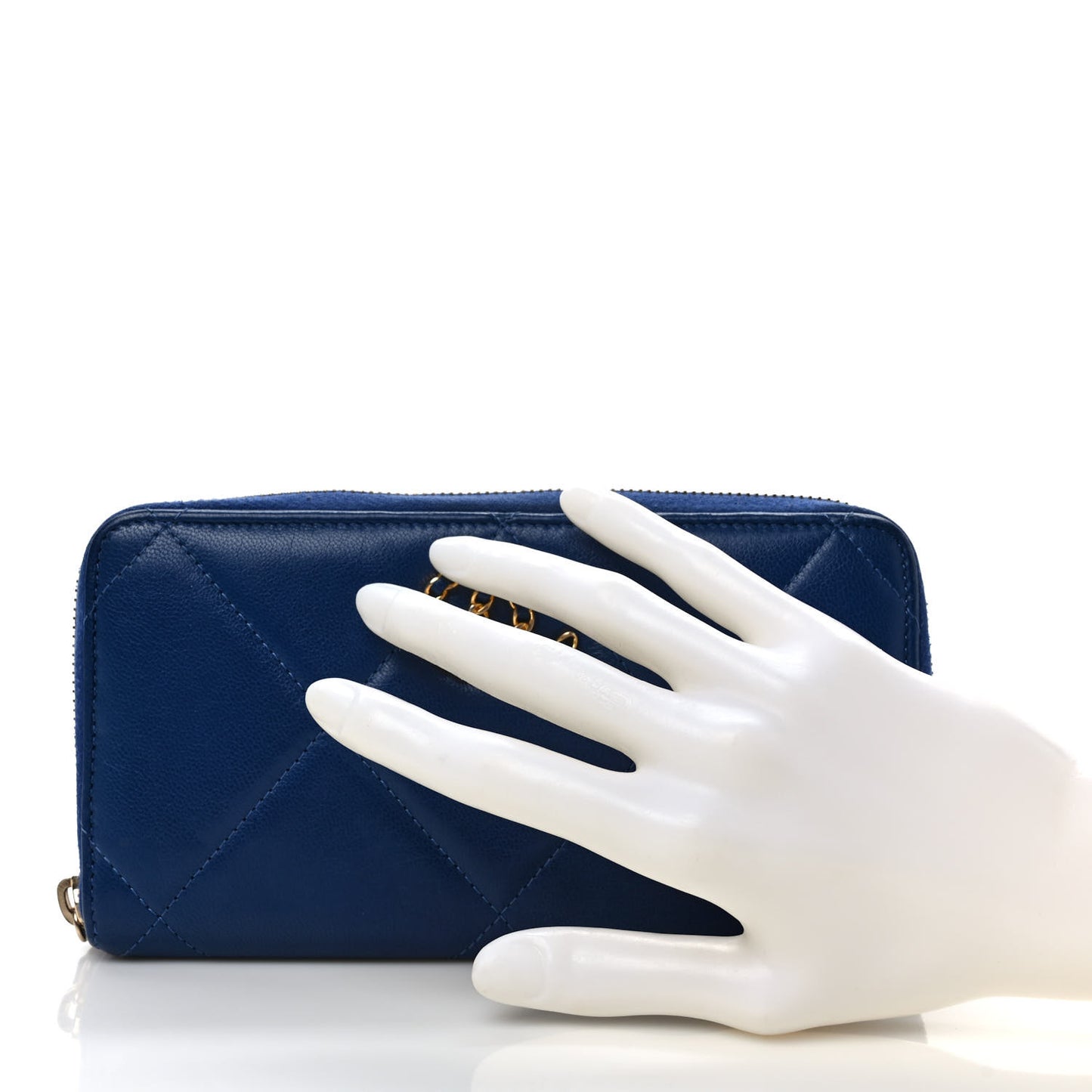Shiny Goatskin Quilted Chanel 19 Long Zipped Around Wallet Blue