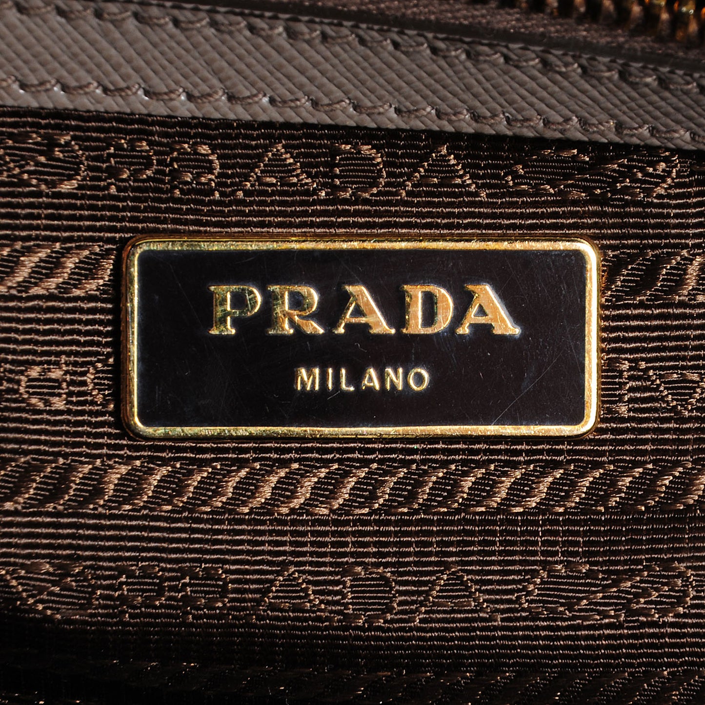 Saffiano Lux Large Tote Argilla