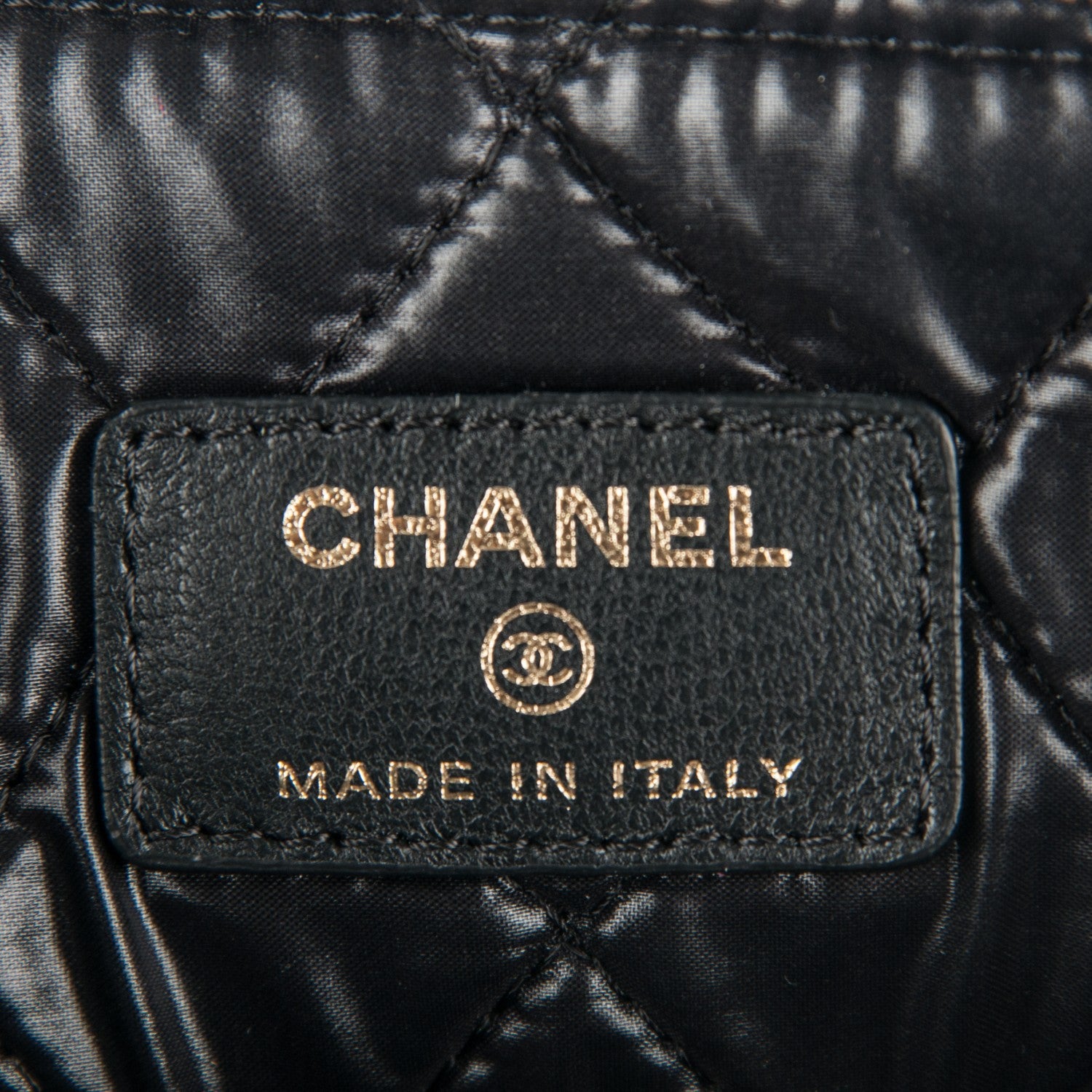 Chanel Lambskin Quilted Medium Casino Beauty CC Cosmetic Case Black 6 of 8