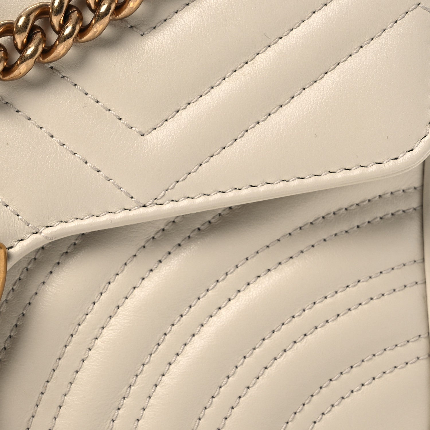 Gucci Calfskin Matelasse Small GG Marmont Shoulder Bag White 8 of 17