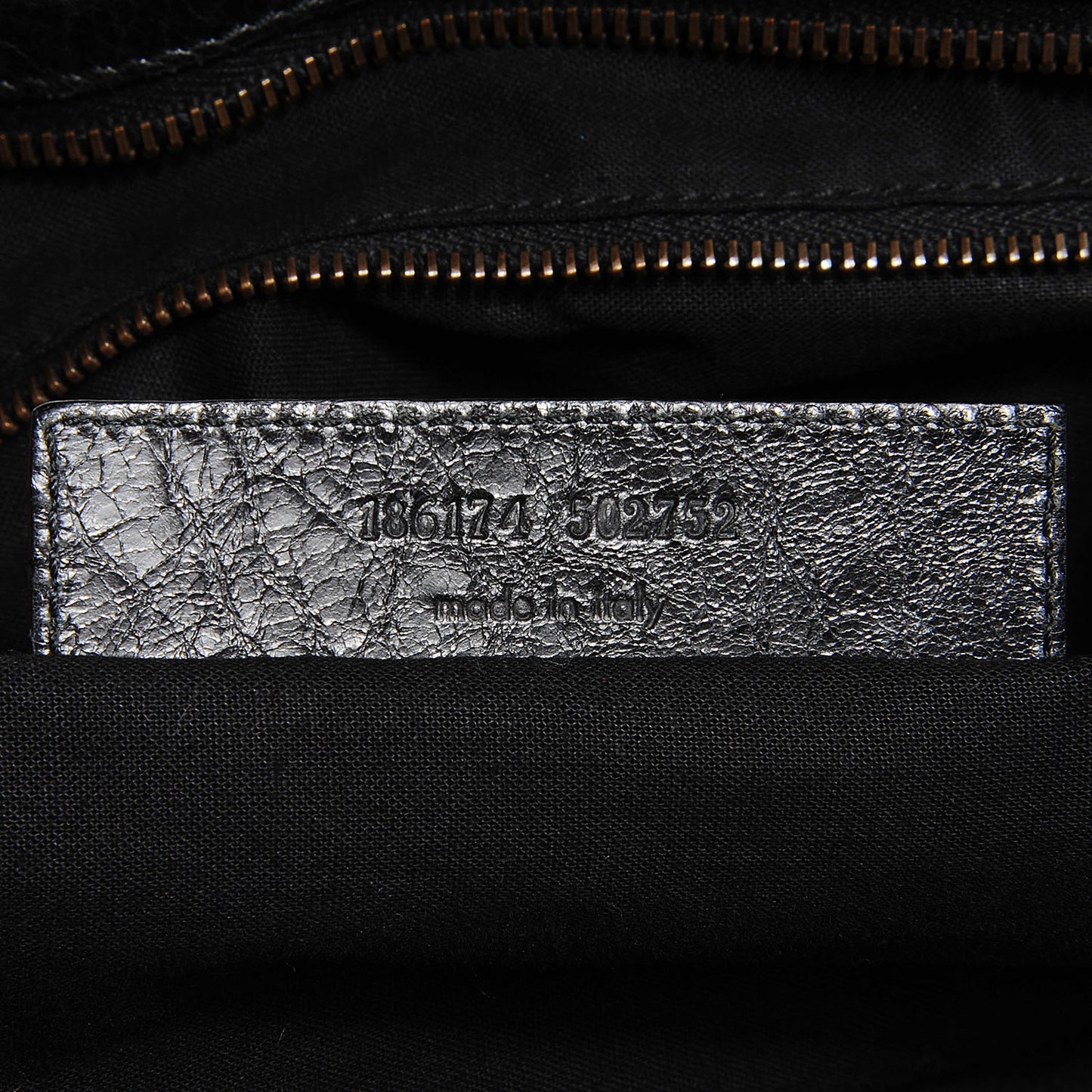 Agneau Classic Hardware Step Bag Black