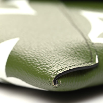 Louis Vuitton Monogram Giant Kirigami Pochette Set 12 of 13