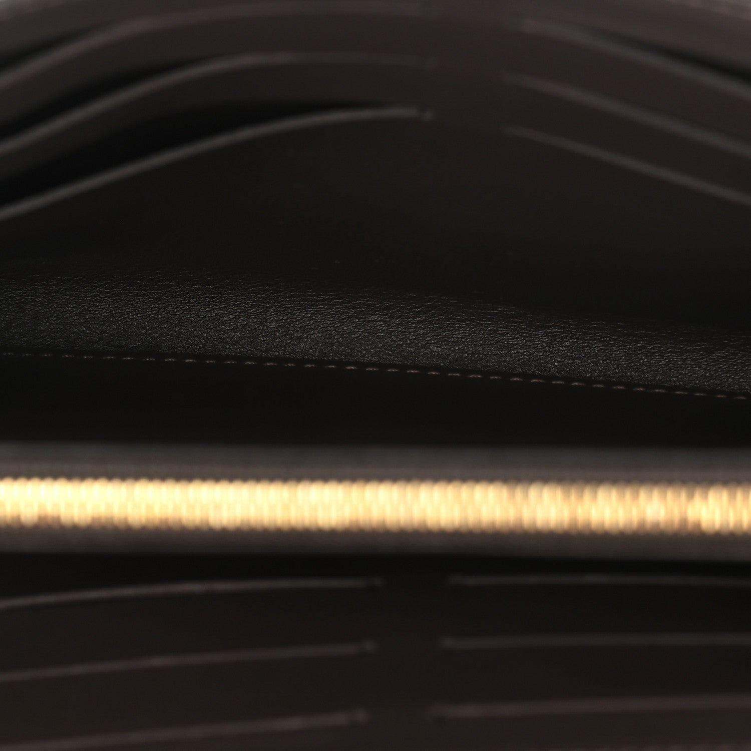 Louis Vuitton Taurillon Capucines Wallet Galet 5 of 7