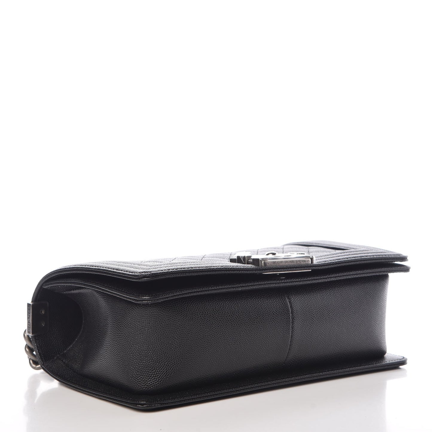 Caviar Quilted Medium Boy Flap Black