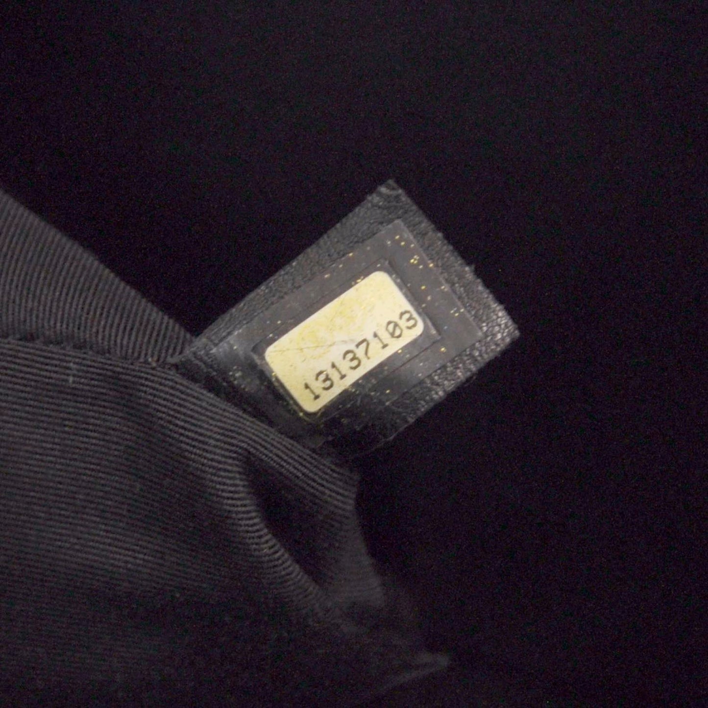 Caviar Grand Shopping Tote GST Black
