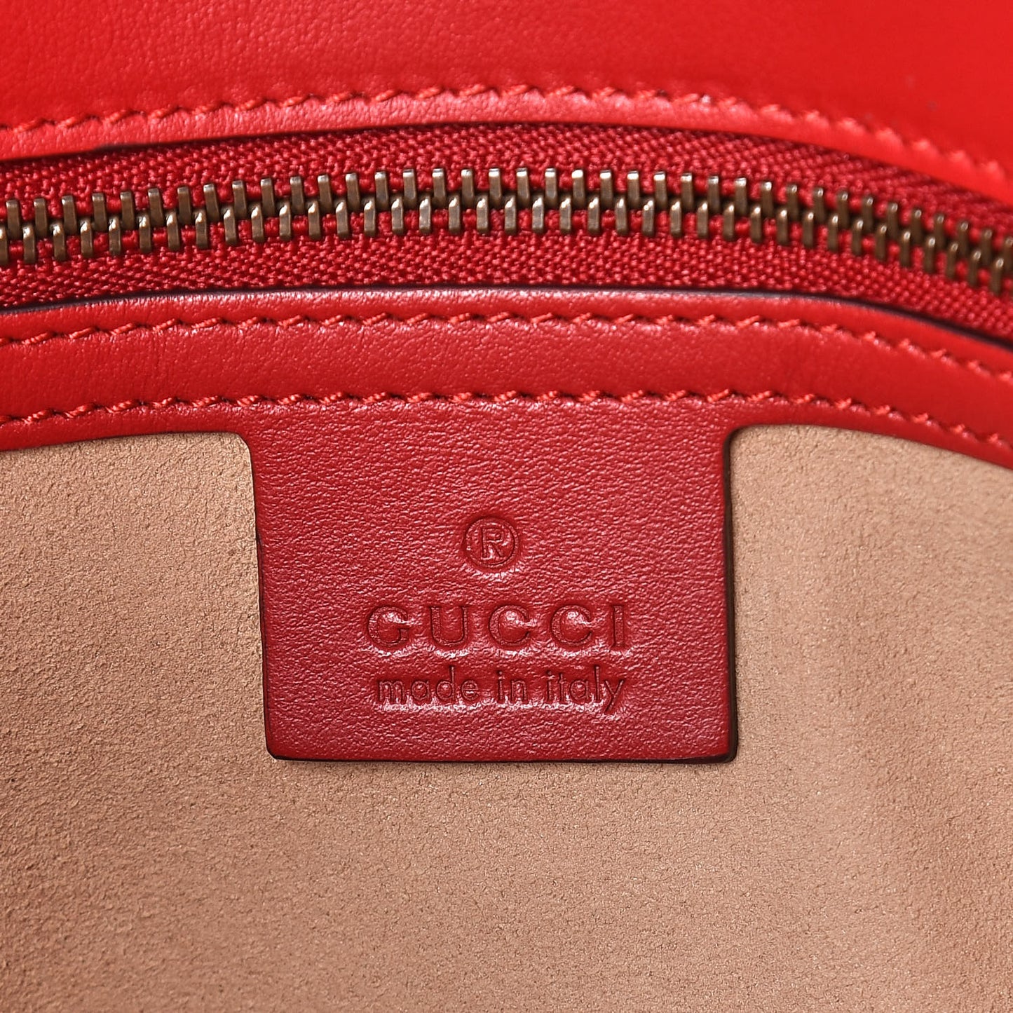 Calfskin Matelasse Large GG Marmont Shoulder Bag Hibiscus Red