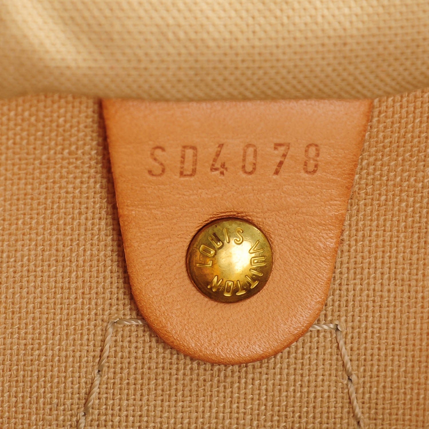 Louis Vuitton Damier Azur Speedy 30 7 of 9