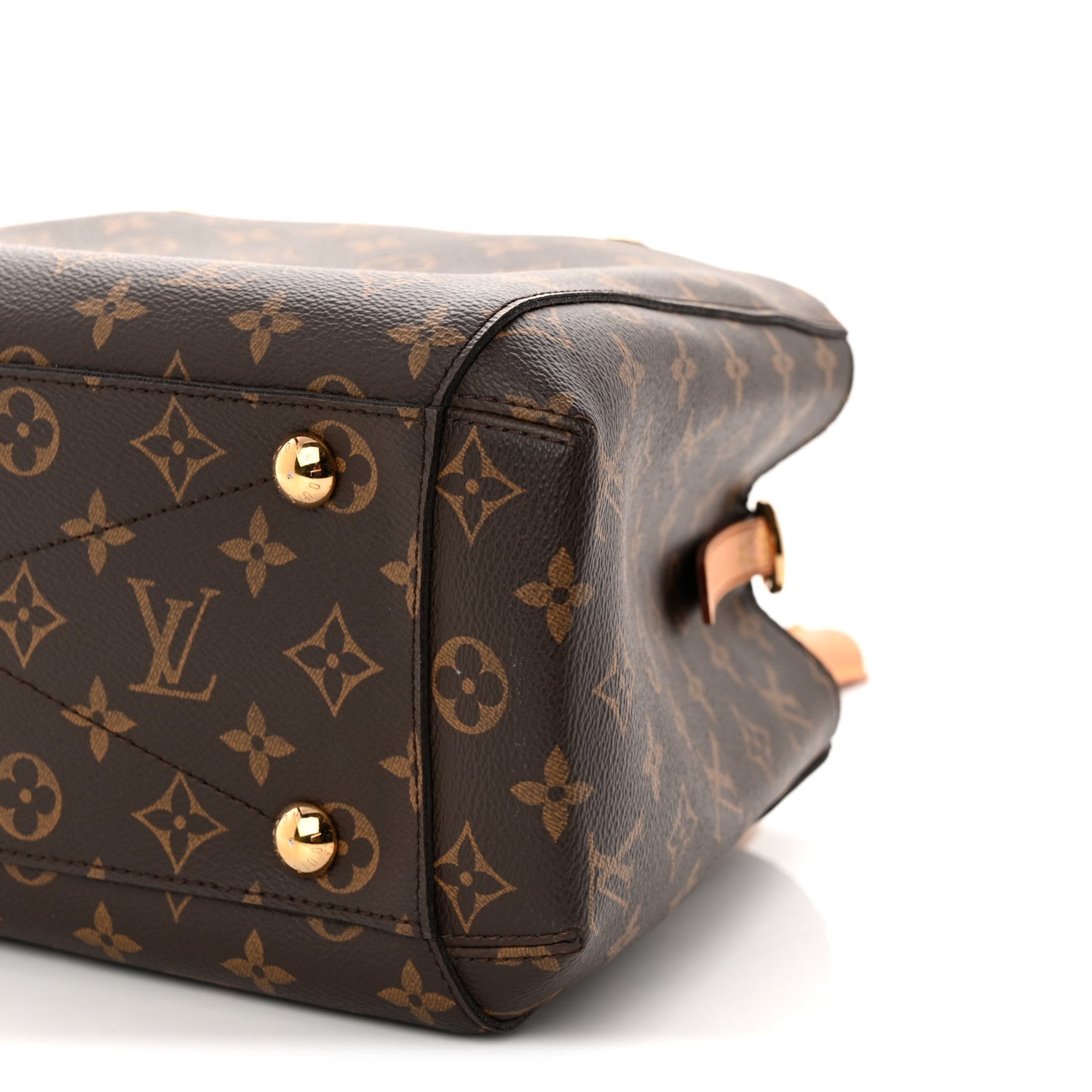 Louis Vuitton Monogram Montaigne MM 10 of 11