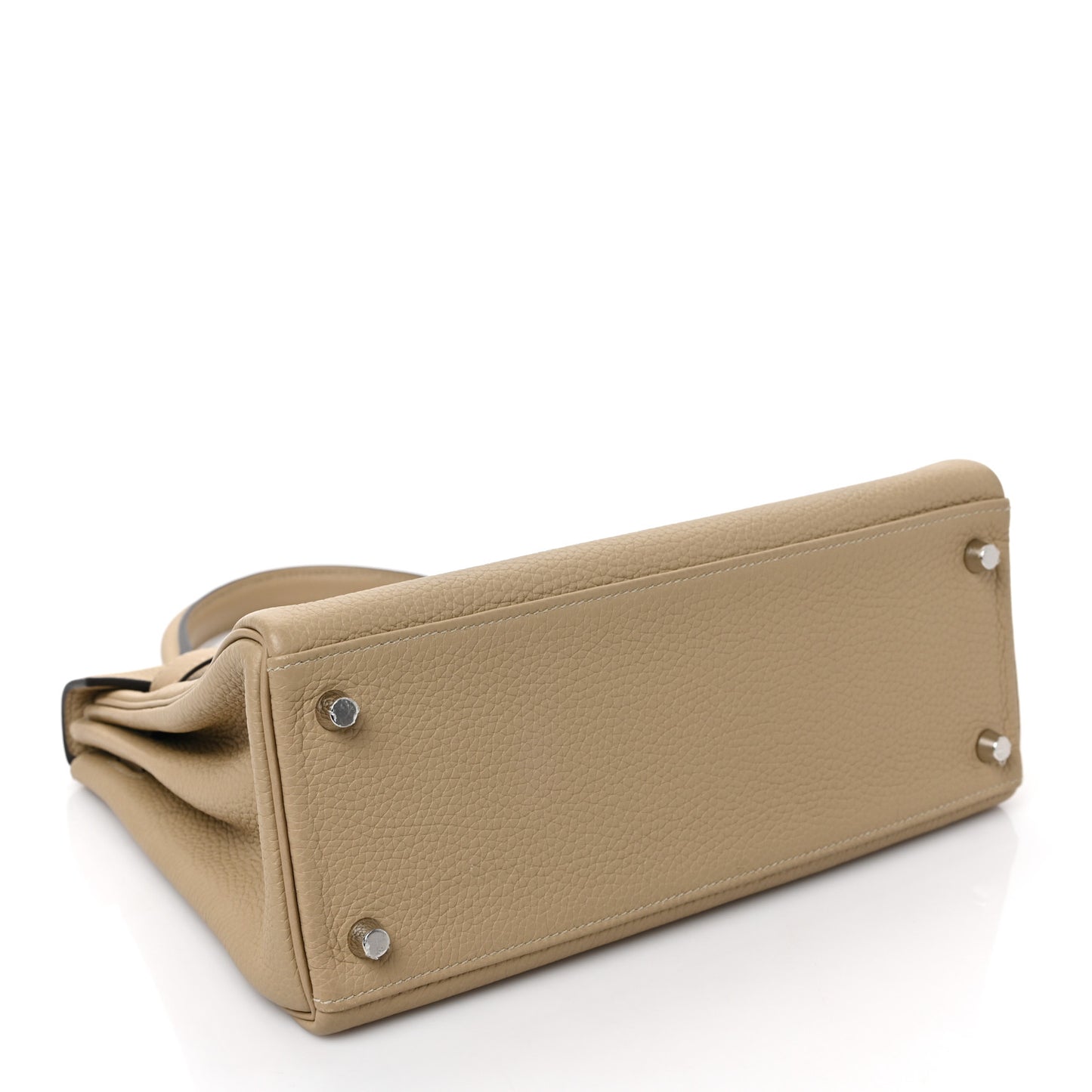 Taurillon Clemence Kelly Retourne 28 Trench