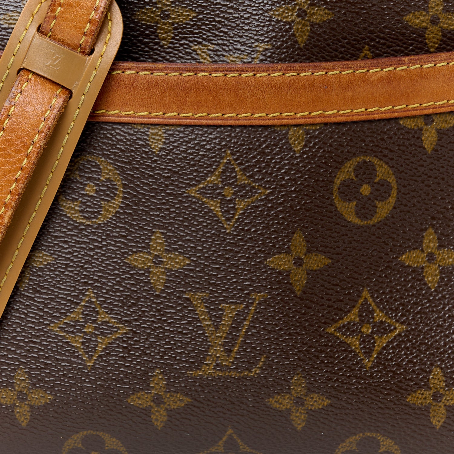 Louis Vuitton Monogram Blois 7 of 10