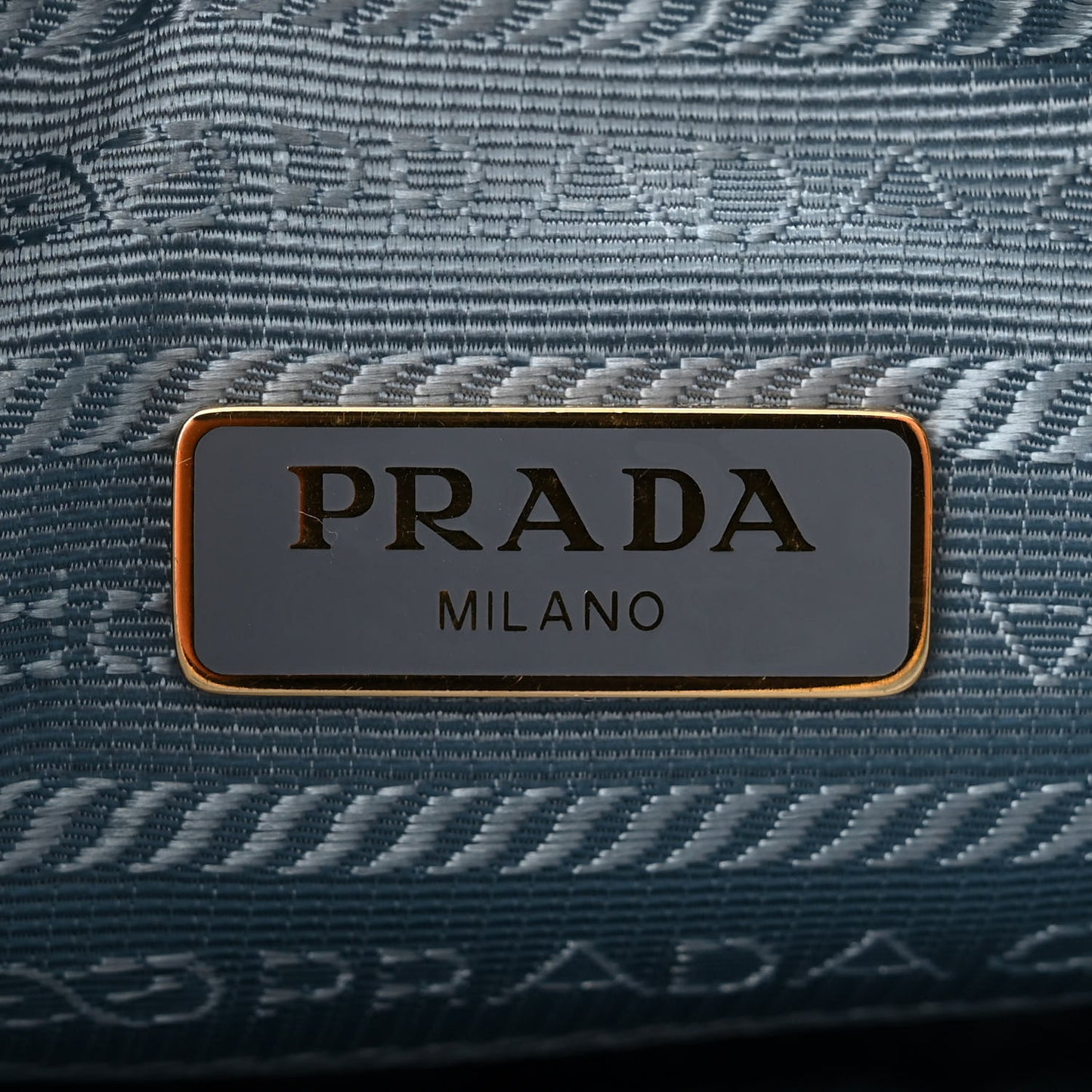 Saffiano Re-Edition 2005 Shoulder Bag Celeste