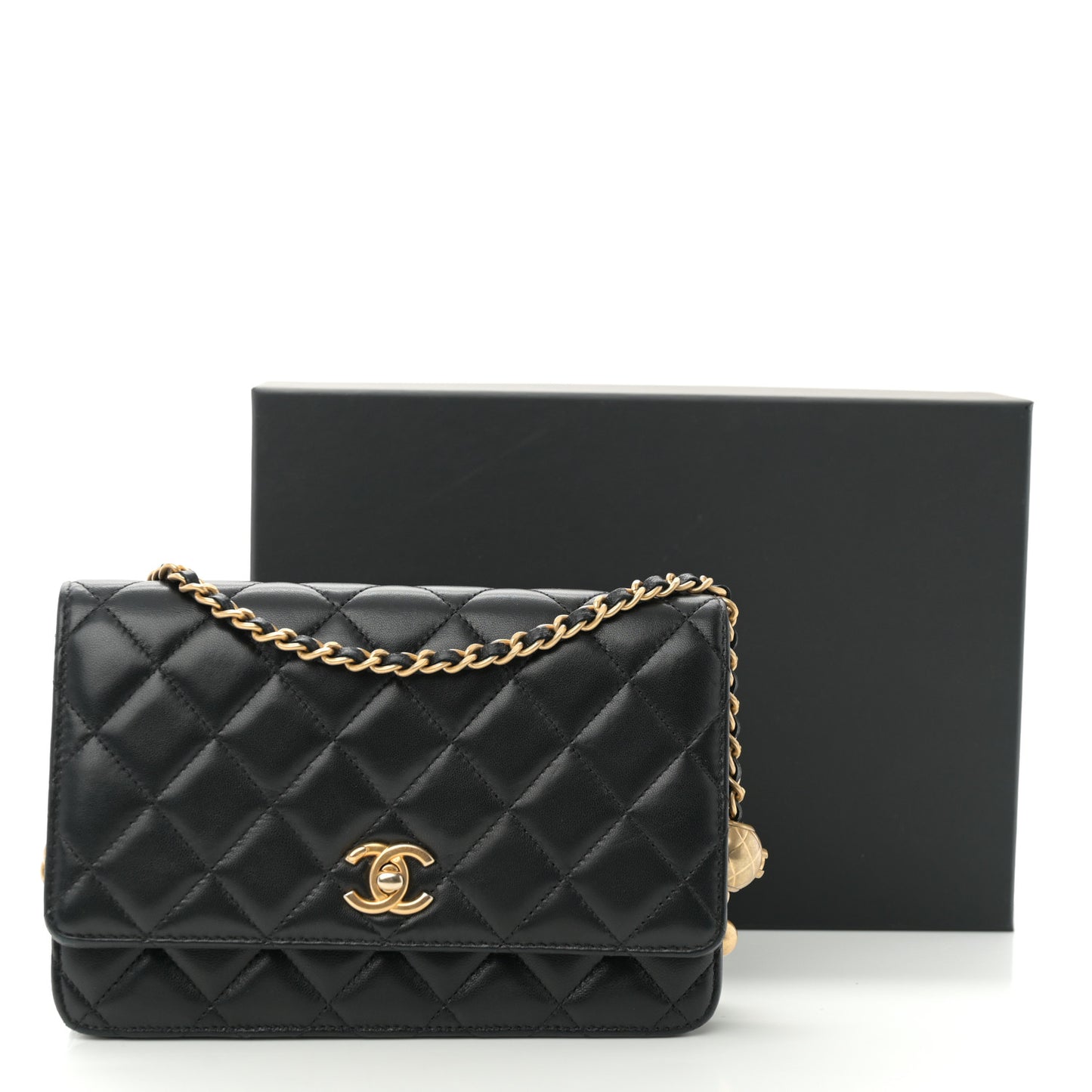 Lambskin Quilted CC Pearl Crush Wallet on Chain WOC Black