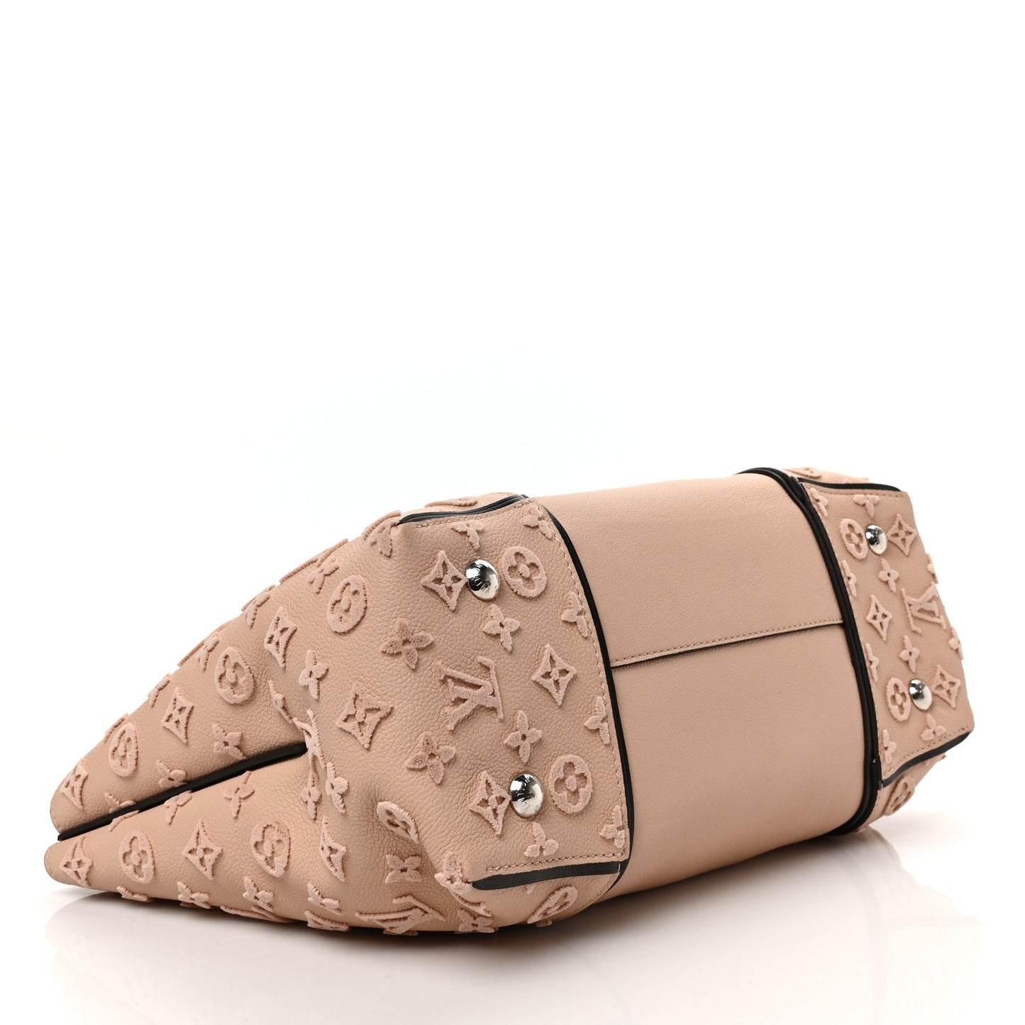 Veau Cachemire Calfskin Tote W PM Petale