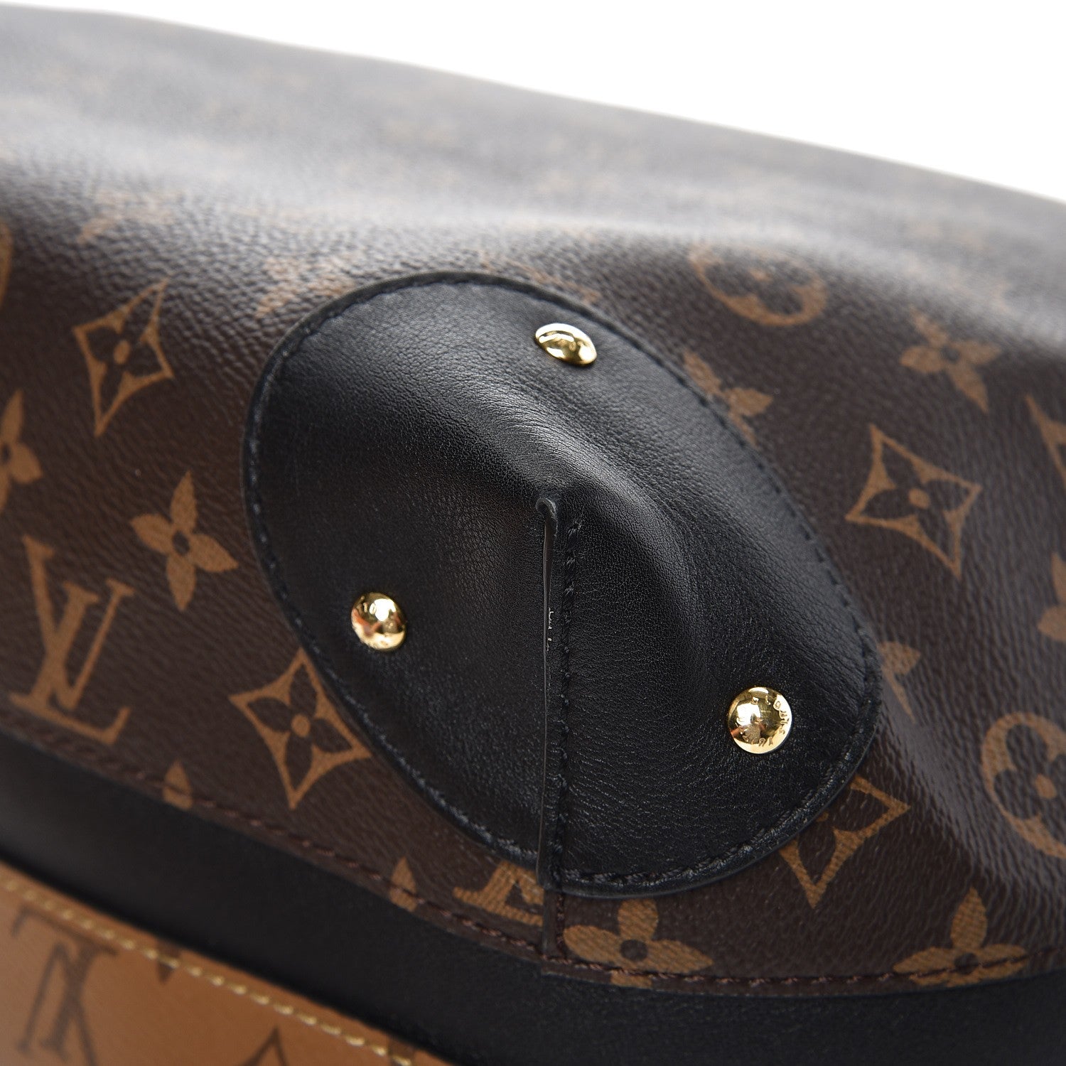 Louis Vuitton Reverse Monogram Triangle Softy 9 of 12