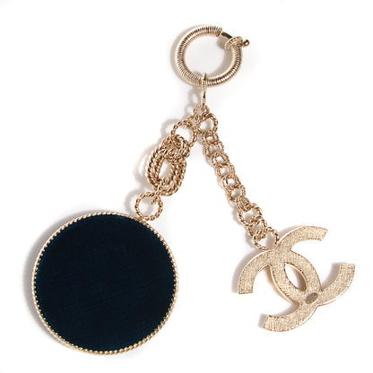 Chanel CC N°5 Bag Charm Light Gold 3 of 5