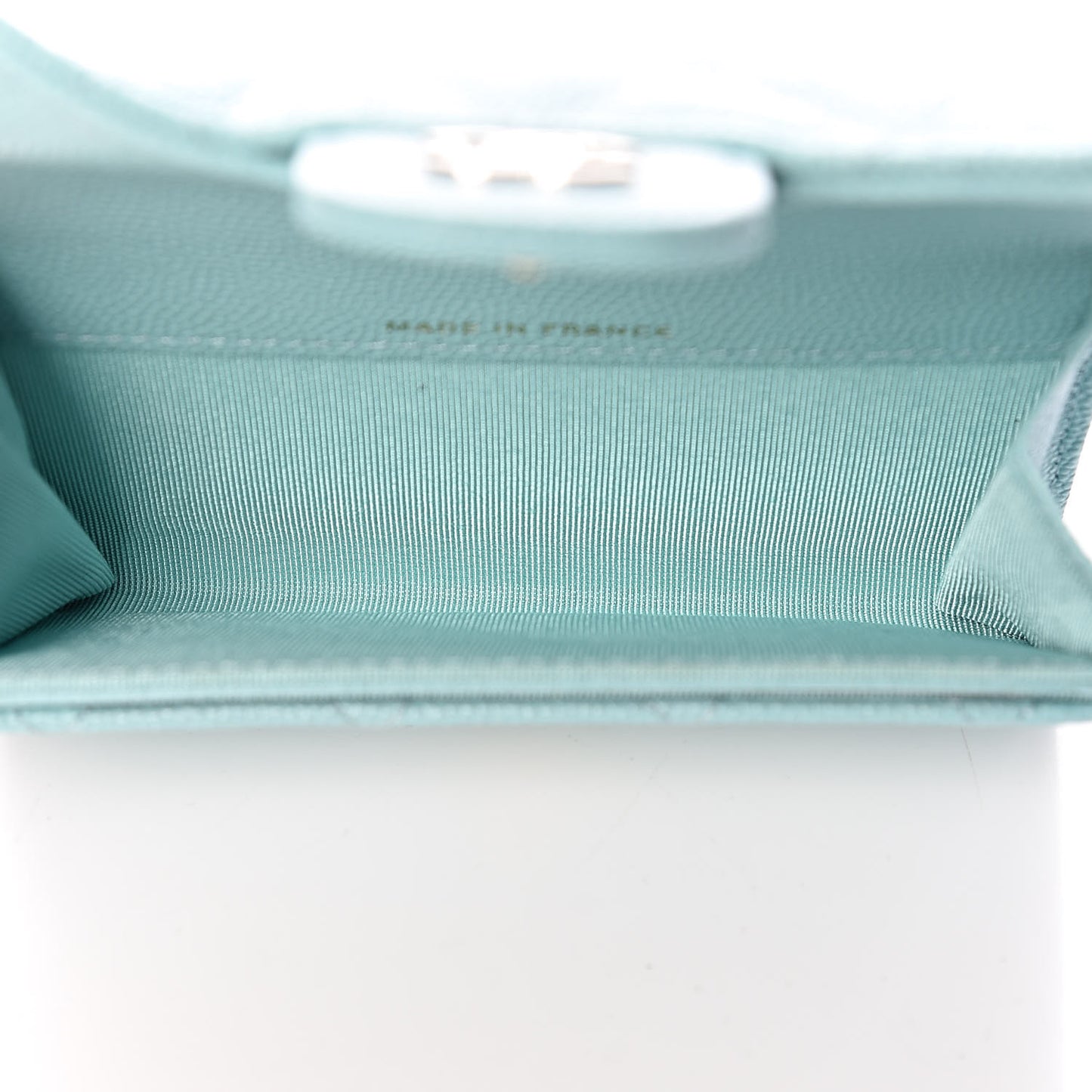 Caviar Quilted Card Holder Light Blue