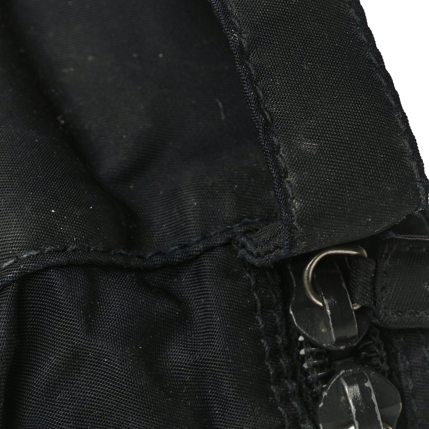 Tessuto Nylon Pouch
