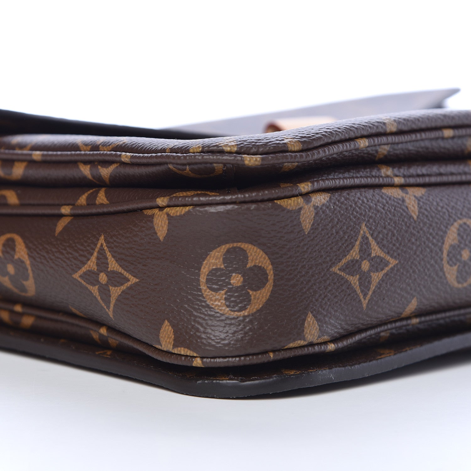Louis Vuitton Monogram Pochette Metis 7 of 11