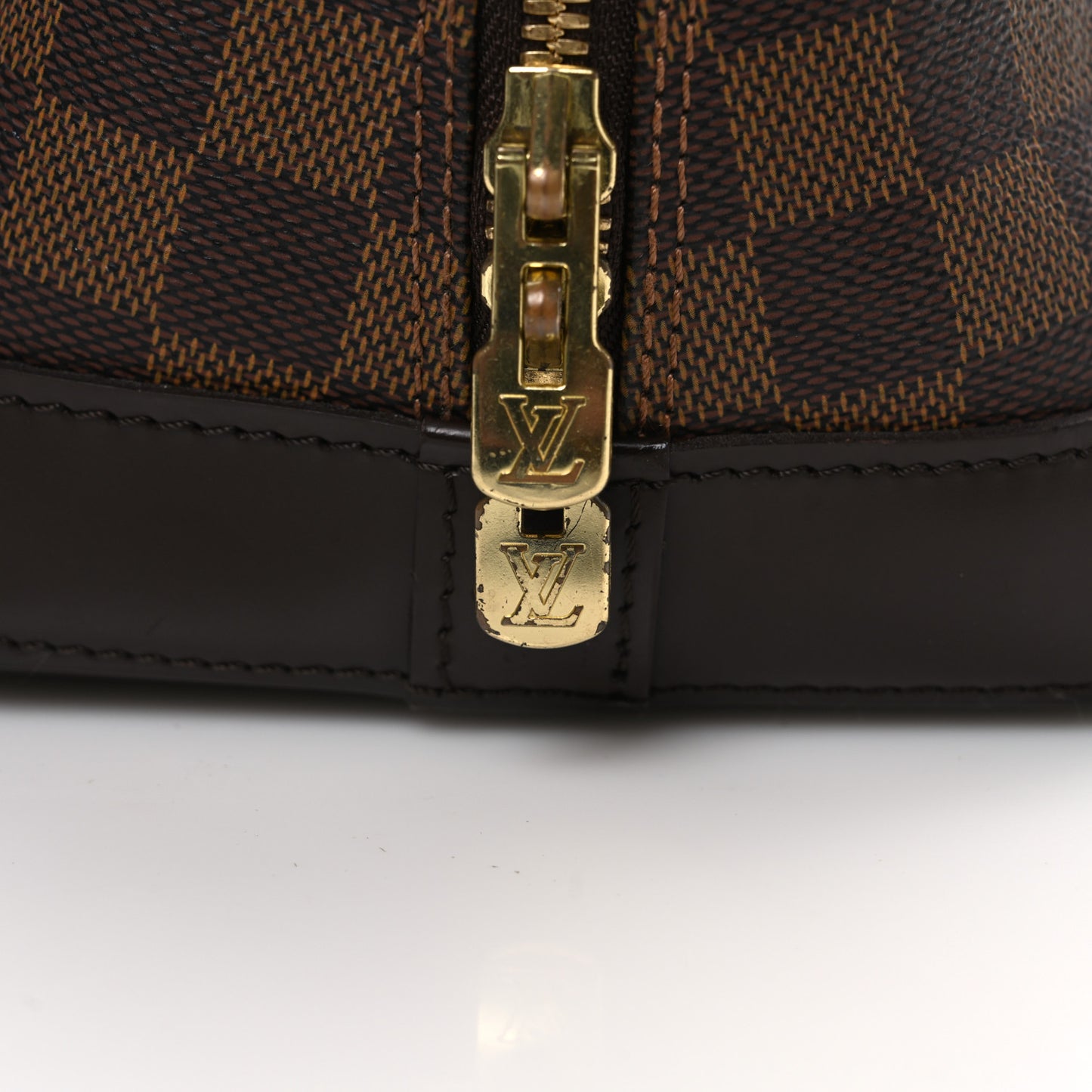 Damier Ebene Alma PM