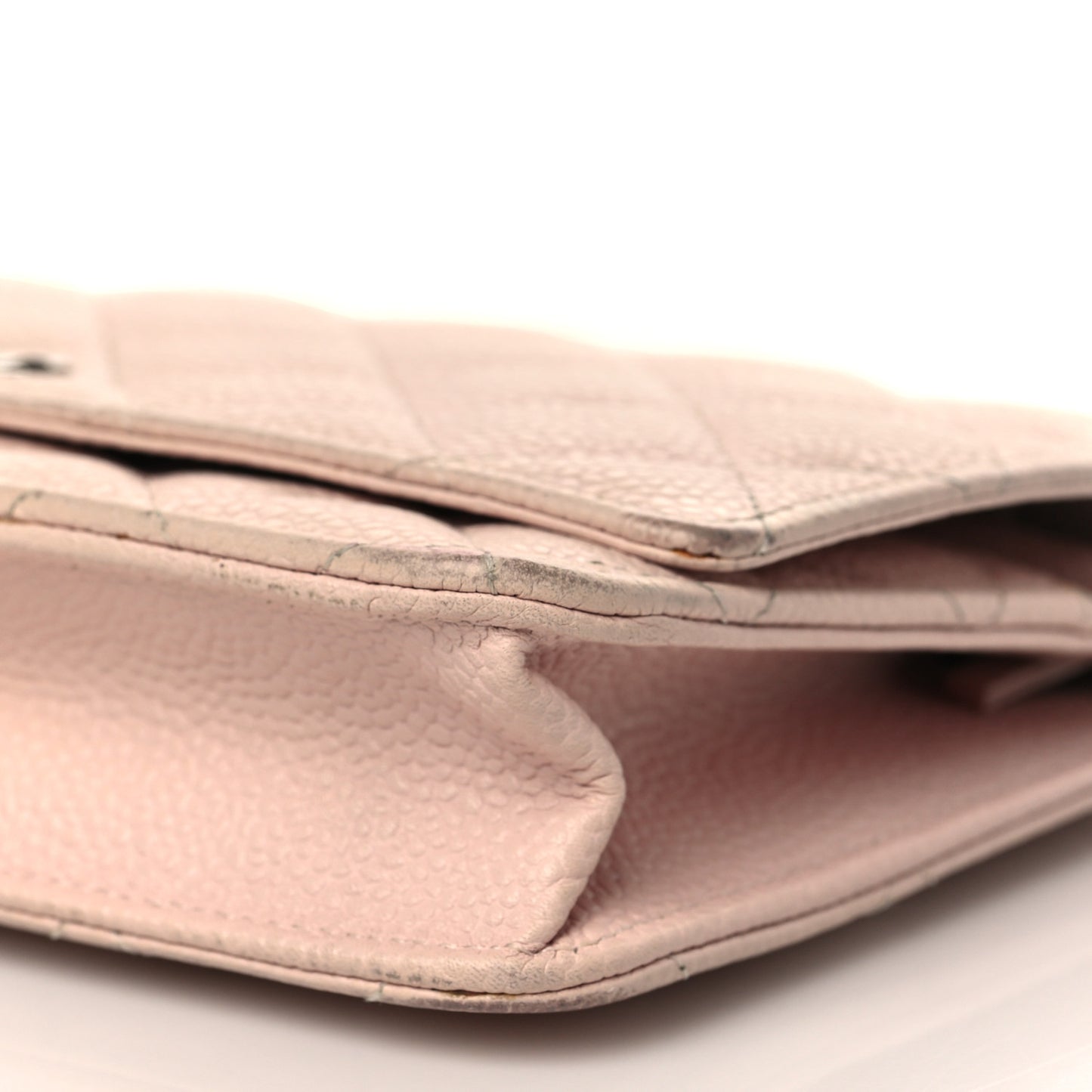 Caviar Quilted Wallet On Chain WOC Light Pink