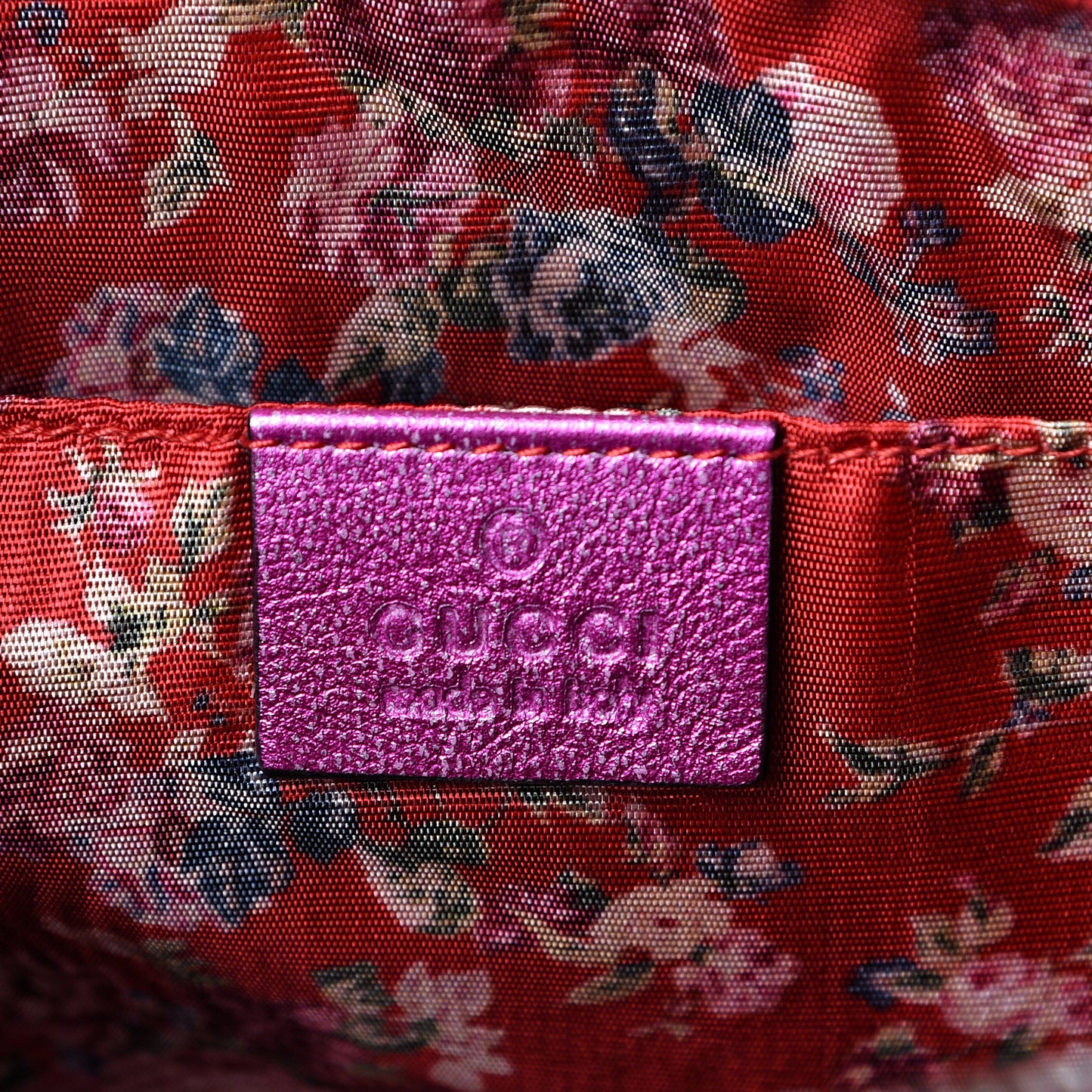 Laminated Nappa Trapuntata Small Zumi Shoulder Bag Fuxia