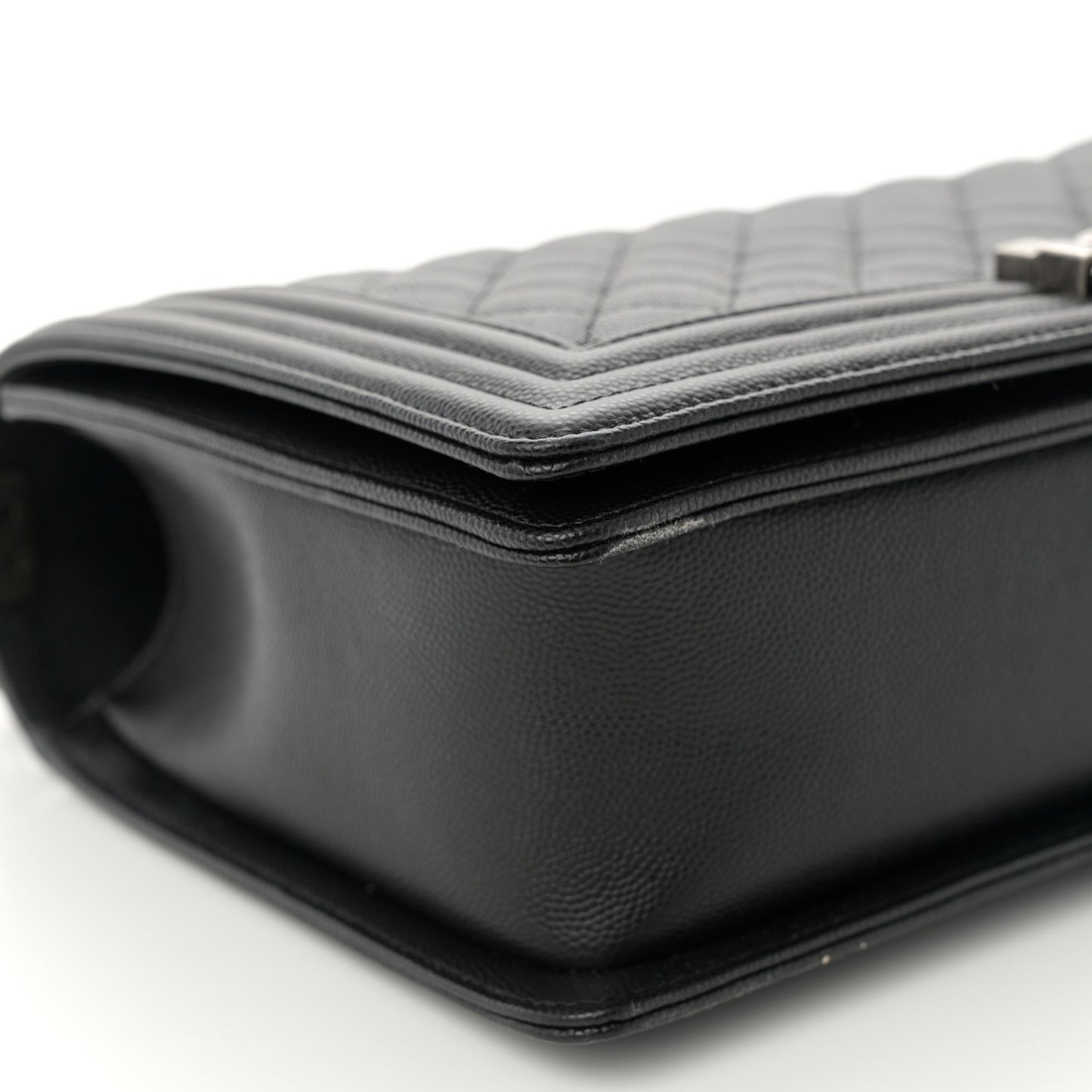 Caviar Quilted New Medium Boy Flap Black