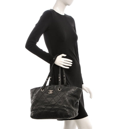 Chanel Glazed Calfskin Large On The Road Tote Black 2 of 8