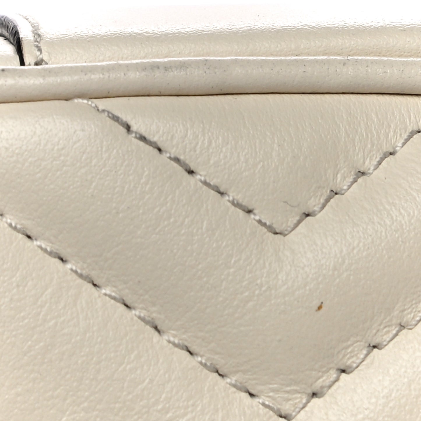 Calfskin Matelasse Mini GG Marmont Shoulder Bag White