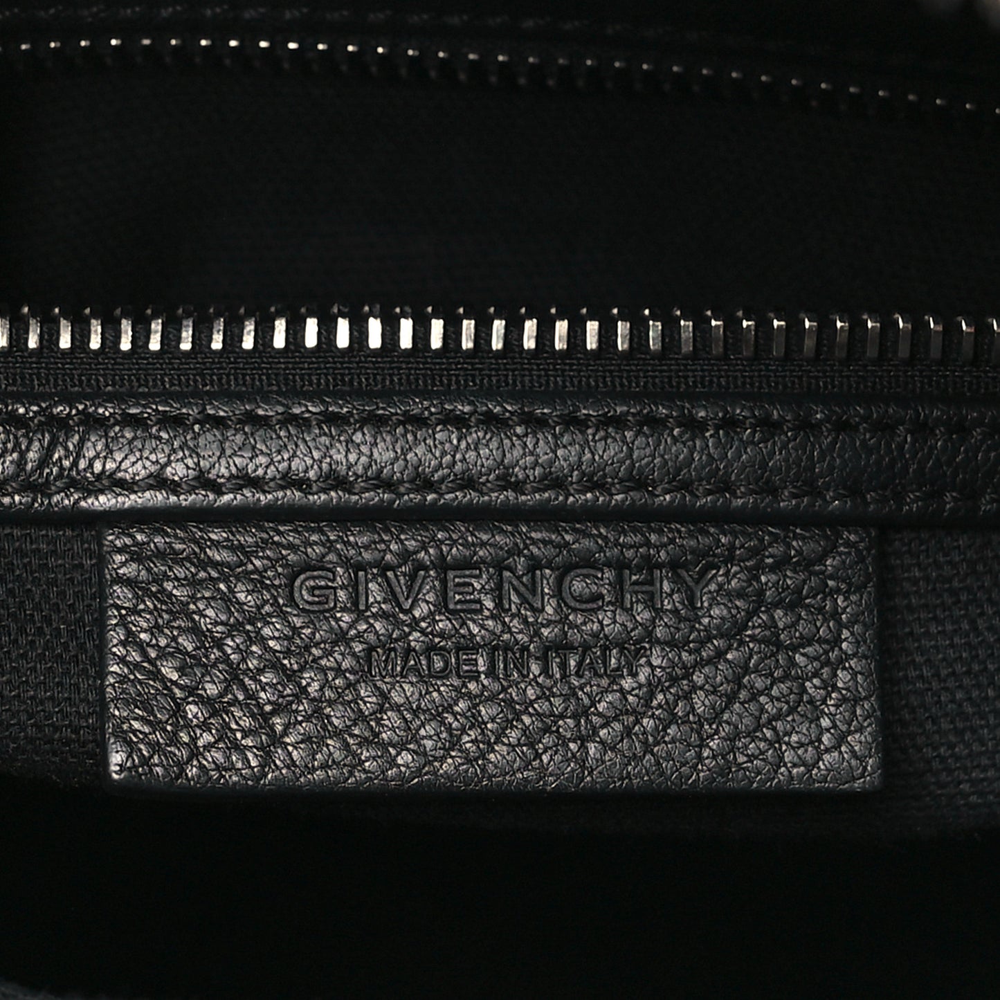 Sugar Goatskin Small Antigona Black