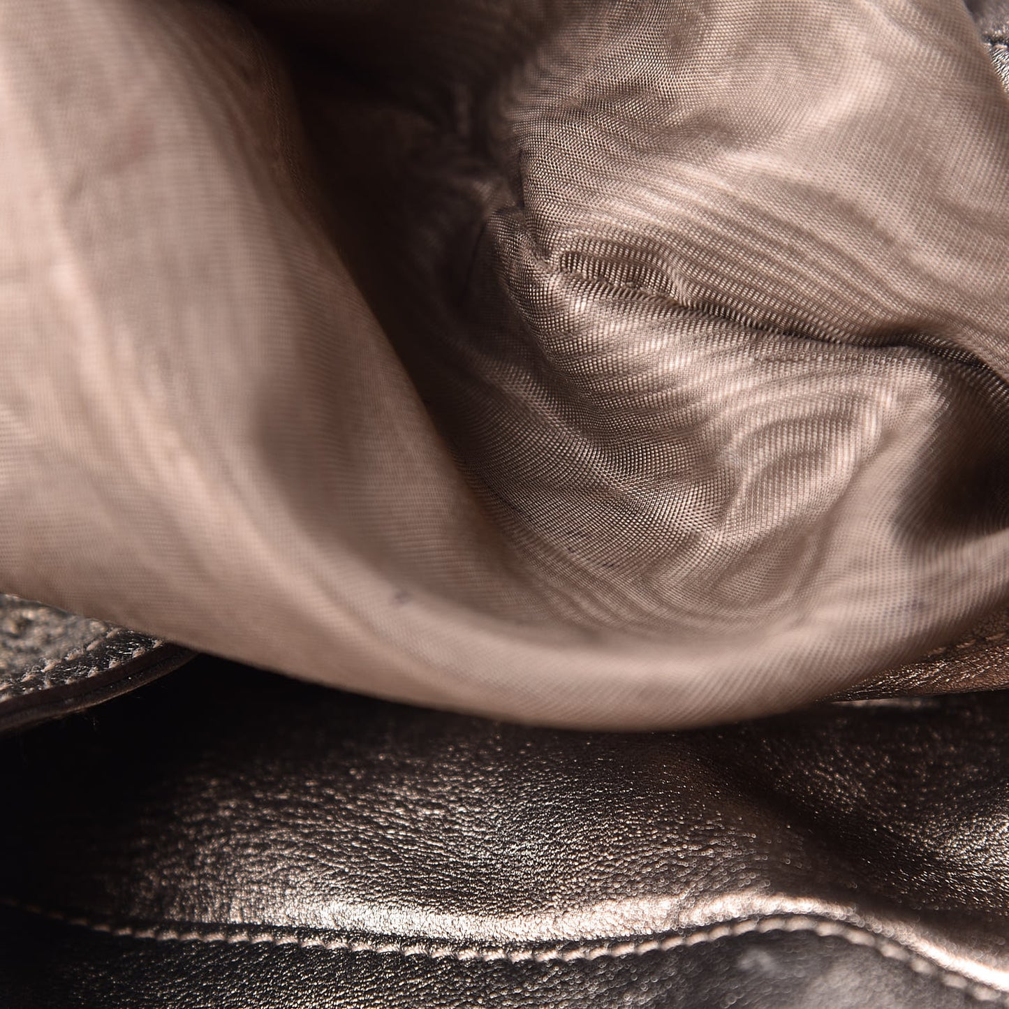 Metallic Guccissima Large Indy Top Handle Hobo Pewter