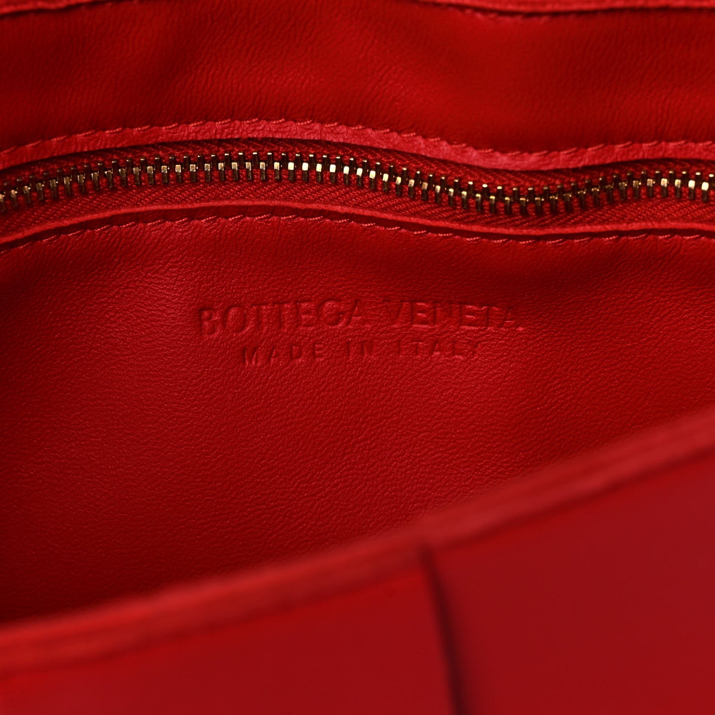 Lambskin Maxi Intrecciato Cassette Crossbody Bag Bright Red